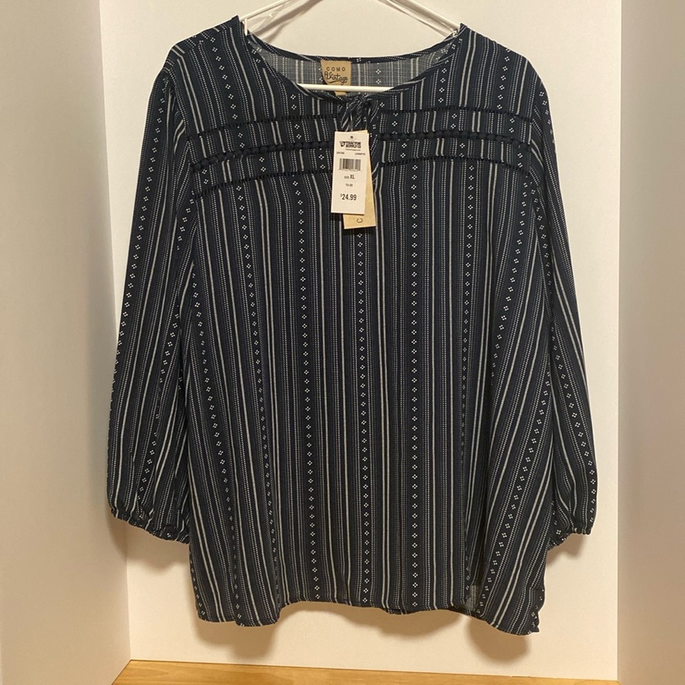Como Vintage Black and Gray Boxy Blouse